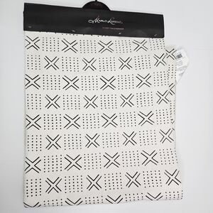 Marlo Lorenz  Mudcloth Table Runner Geometric Cotton NWT 16 x 80 Cream & Black